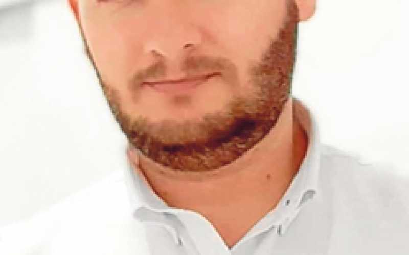 Daniel Arias, funcionario de la EPS Asmet Salud en el punto de atención de Anserma, falleció en Manizales. Trabajó en el hospita