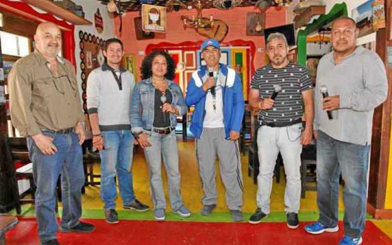 En el restaurante Carrataplán se reunieron periodistas de Voces Caldas en sus dos años; narraron el partido del Once Caldas - Pa