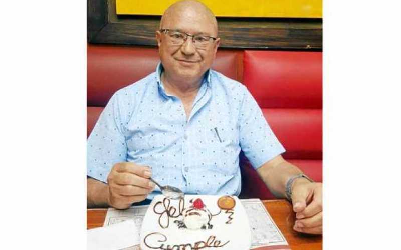 Horacio Arias Duque, exprofesor y autor del libro Cantos de Montaña, cumplió 77 años. Nació en Aguadas donde cursó sus estudios 