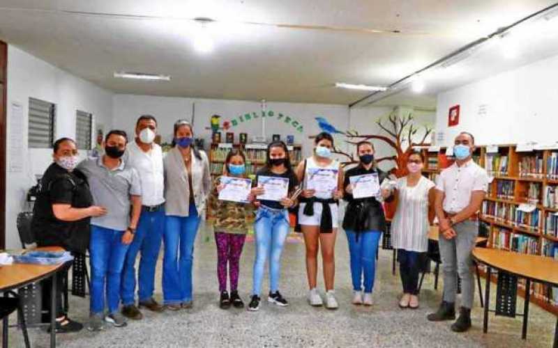 Claudia Patricia Hernández, Daniel Ramírez, Gerardo Osorio Duque, Diana Milena Montenegro, Natalia Giraldo López, Karen Yulieth 