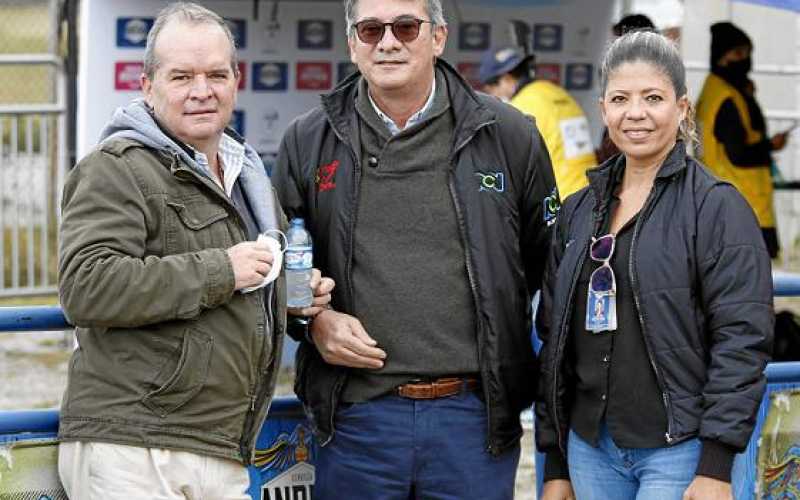 Foto | Darío Augusto Cardona | LAPATRIA    Acompañan a Nicolás Restrepo, director de LA PATRIA, Mauricio Giraldo, director de RC
