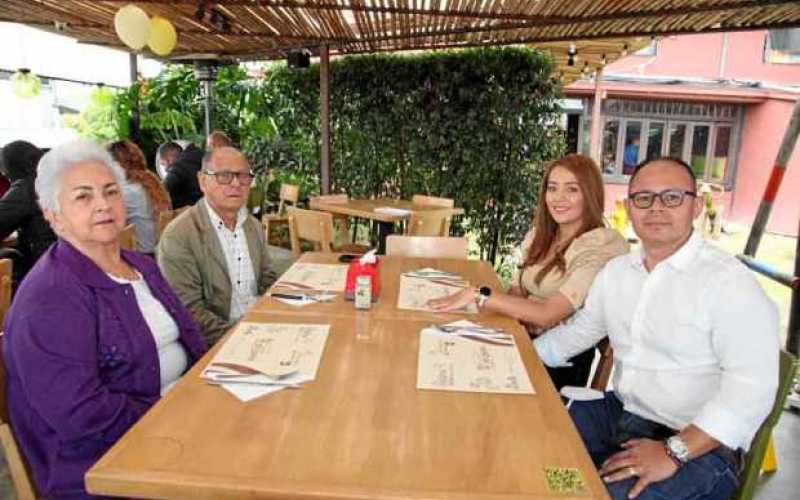 Foto | Argemiro Idarraga | LA PATRIA    El martes 24 de agosto en el restaurante la Farfalla se ofreció un almuerzo con motivo d