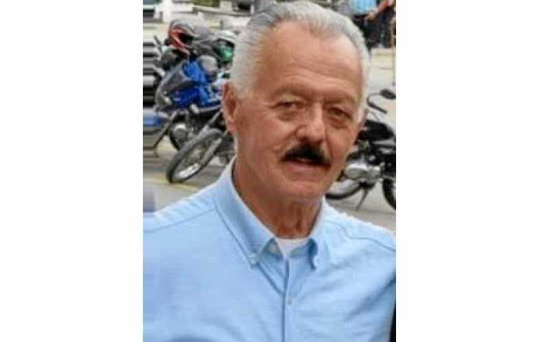 Rodrigo Betancur reconocido en Manzanares (Caldas) como comerciante y técnico de muchos equipos de fútbol falleció en Manizales.