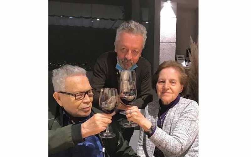 El pasado 2 de enero celebraron sus bodas de diamante los esposos Guillermo Valencia Ocampo y Amparo Montoya de Valencia. El pad